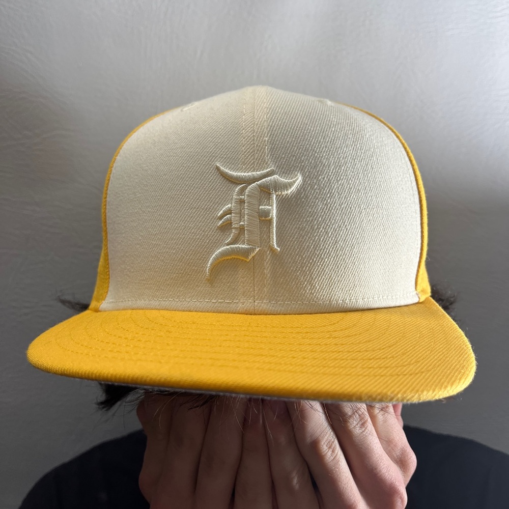Fear of God Essentials x New Era White and Yellow Wool Snapback Hat 7 1/2